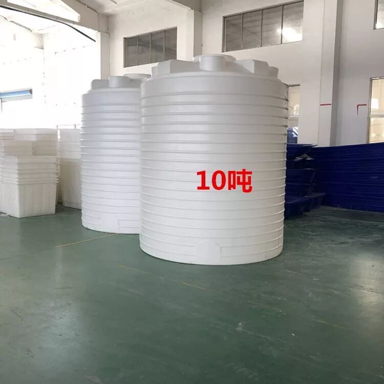 各種規格塑料桶水（shuǐ）塔生產廠家